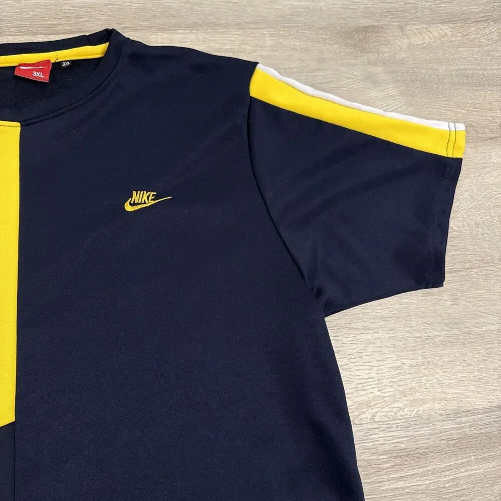 Nike shirt men